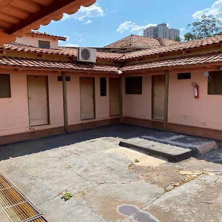 Hotel Cristo Redentor Jatai Ngoại thất bức ảnh