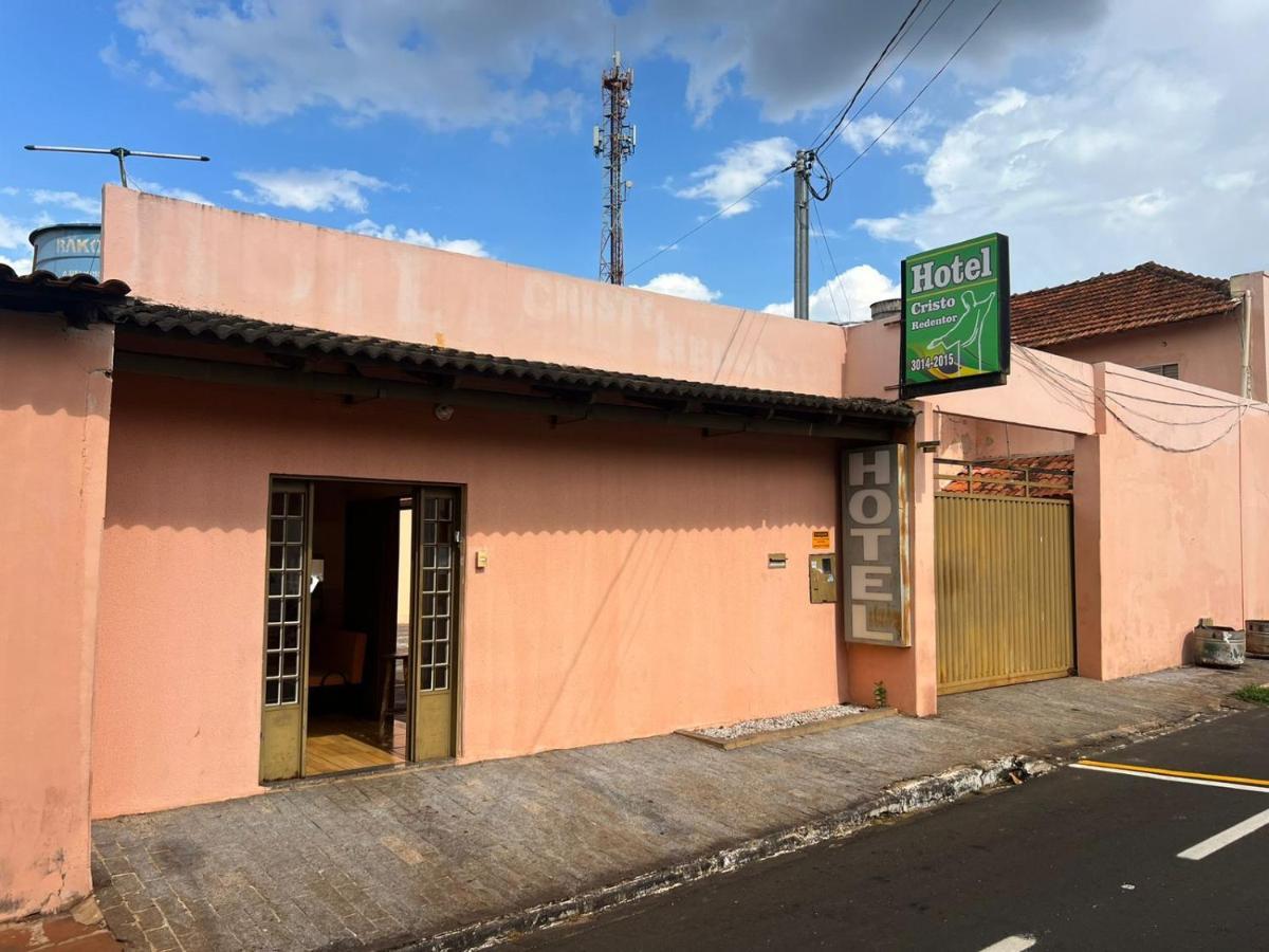 Hotel Cristo Redentor Jatai Ngoại thất bức ảnh